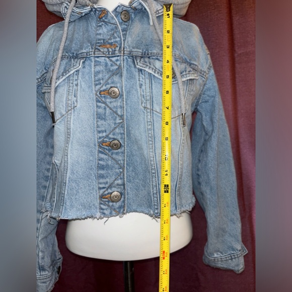 Aeropostale Crop Hooded Jean Jacket Women’s Size XS - Picture 6 of 7